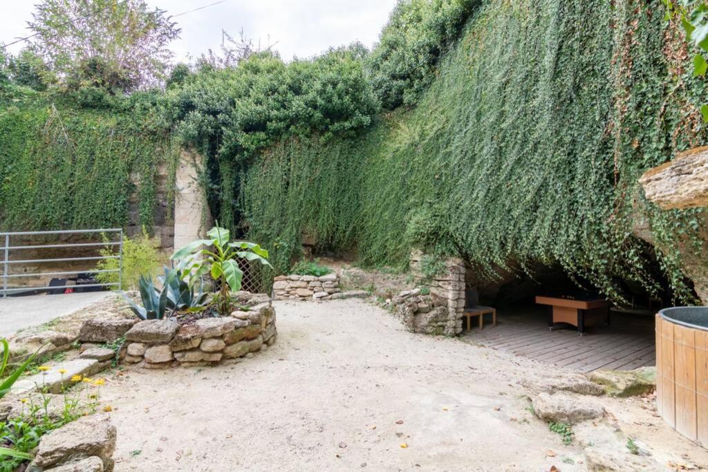 Maison troglodytique Doué La Fontaine Exterior foto