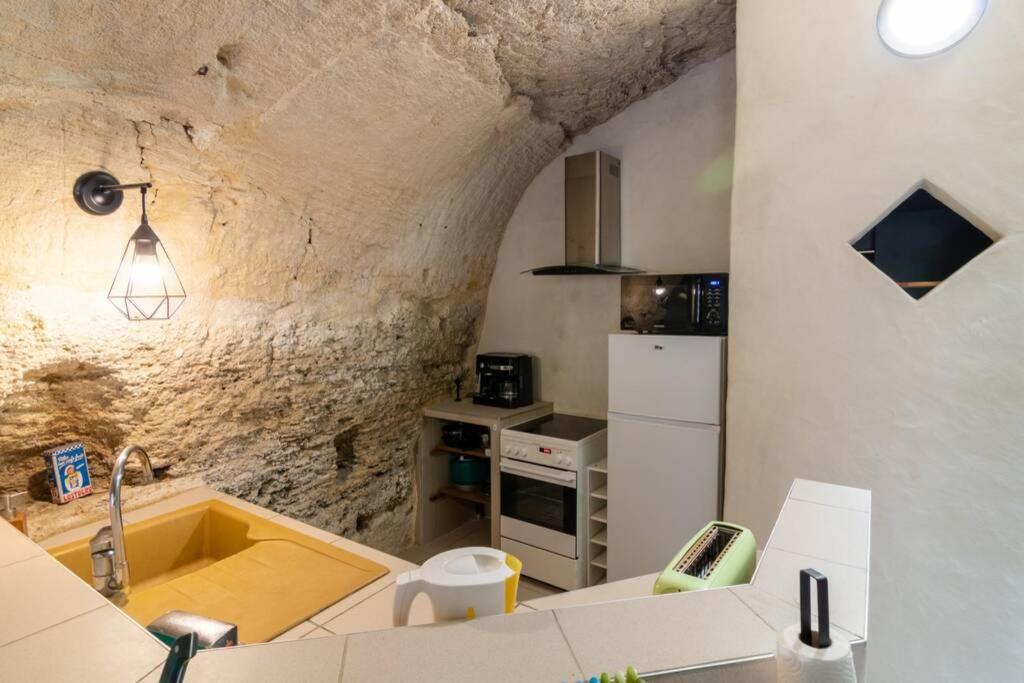 Maison troglodytique Doué La Fontaine Exterior foto
