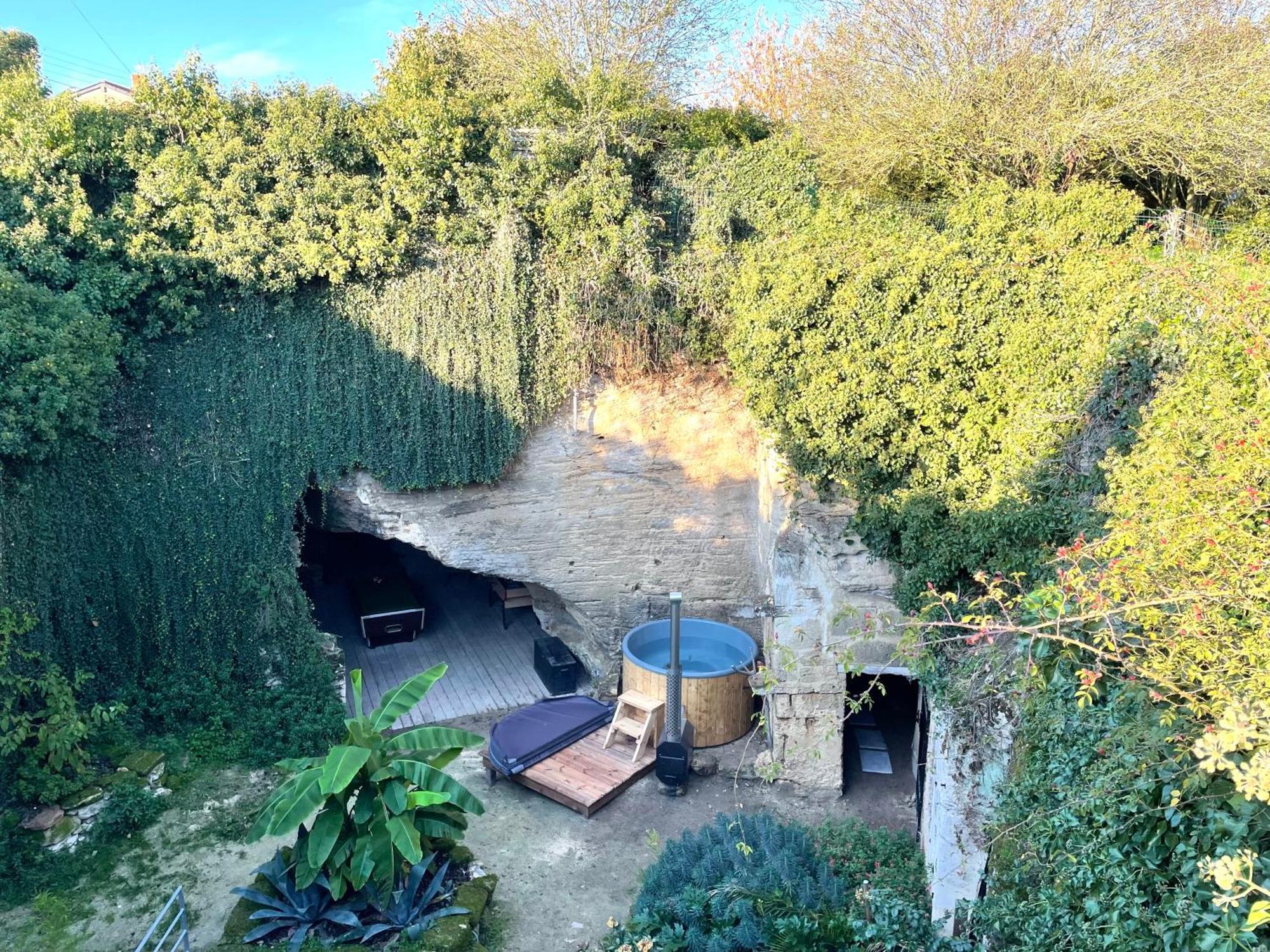Maison troglodytique Doué La Fontaine Exterior foto